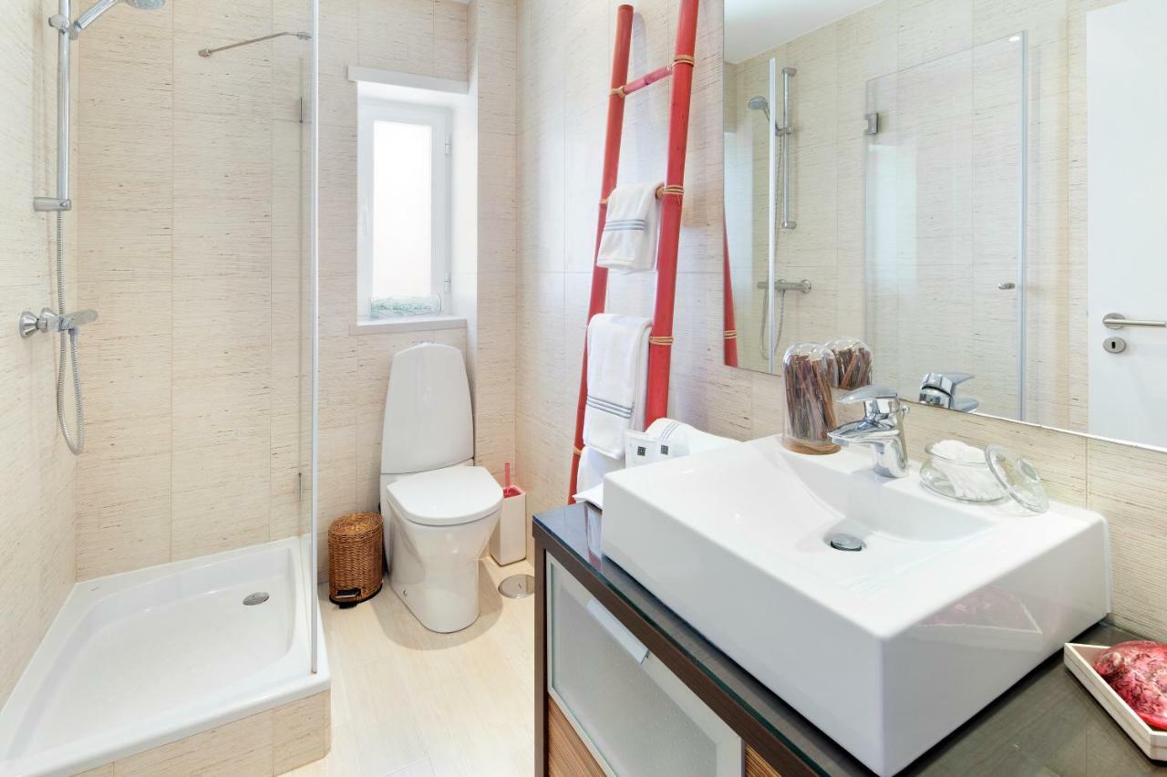 Cali Deluxe Holidays, Sesimbra Luaran gambar